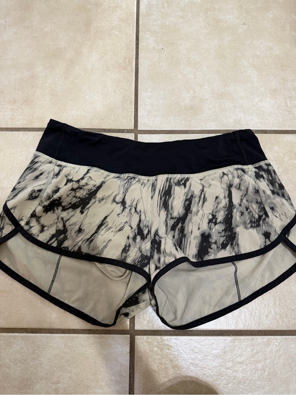 Lululemon Speed Up Short 2.5”